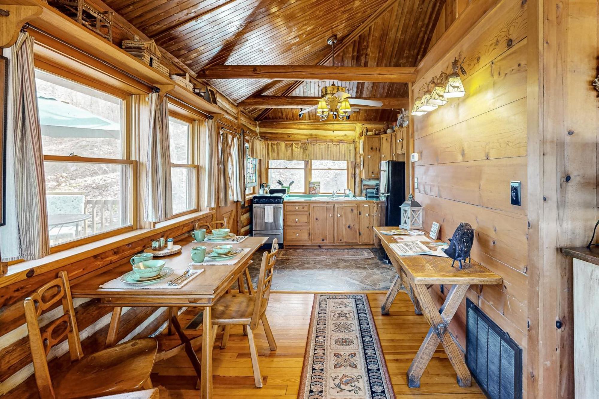 Lake Lucerne - Treehouse Cabin #01 ユリーカ・スプリングス エクステリア 写真